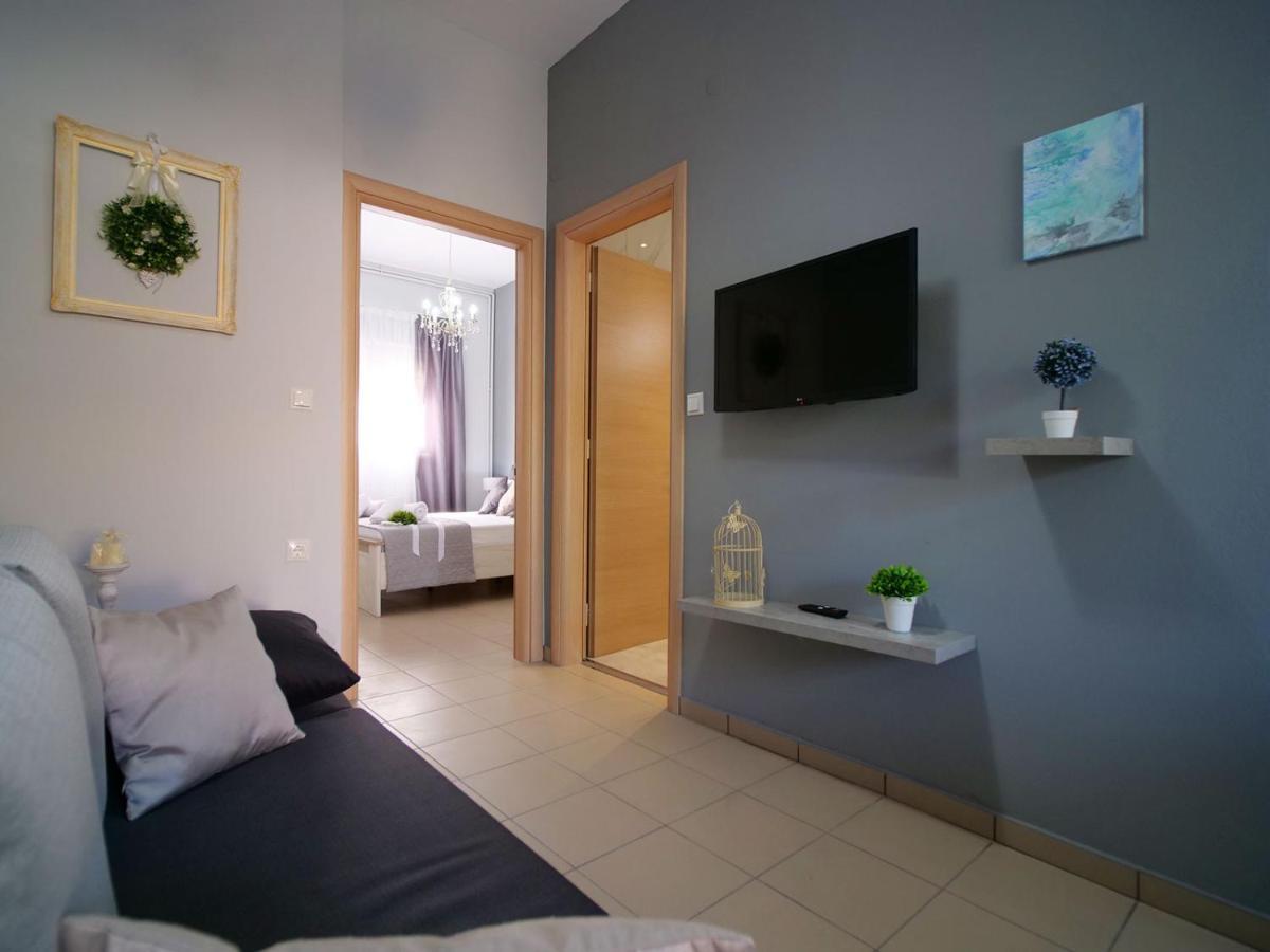 Villa Verde 200 Meters From The Beach Nea Iraklitsa 外观 照片